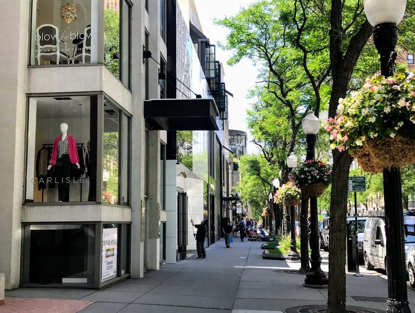 places to visit in chicago riverwalk