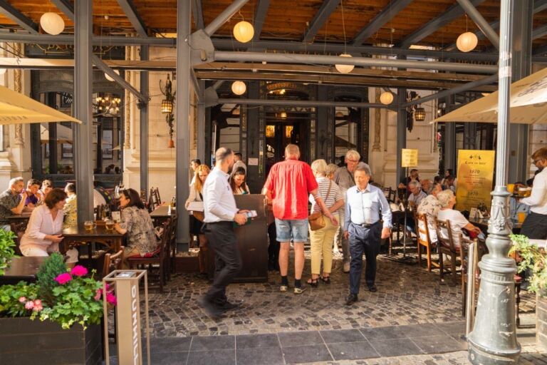 best things to do in bucharest old town
