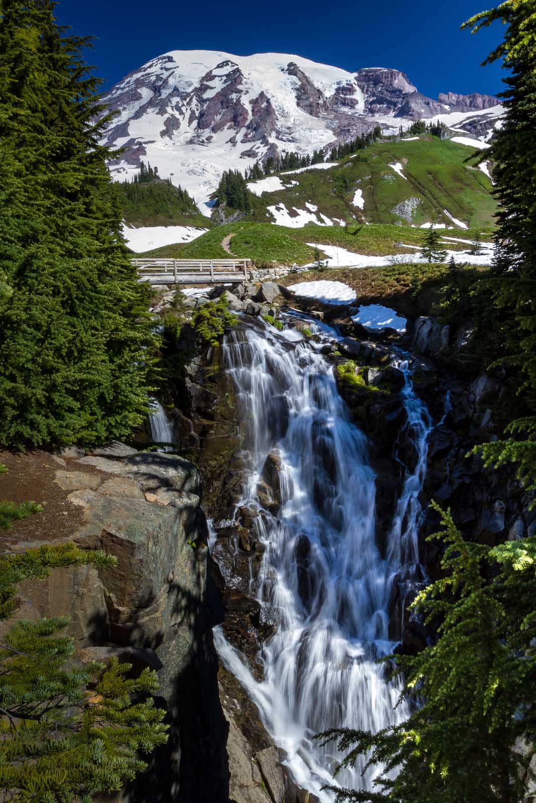 best hikes in mount rainier myrtle falls