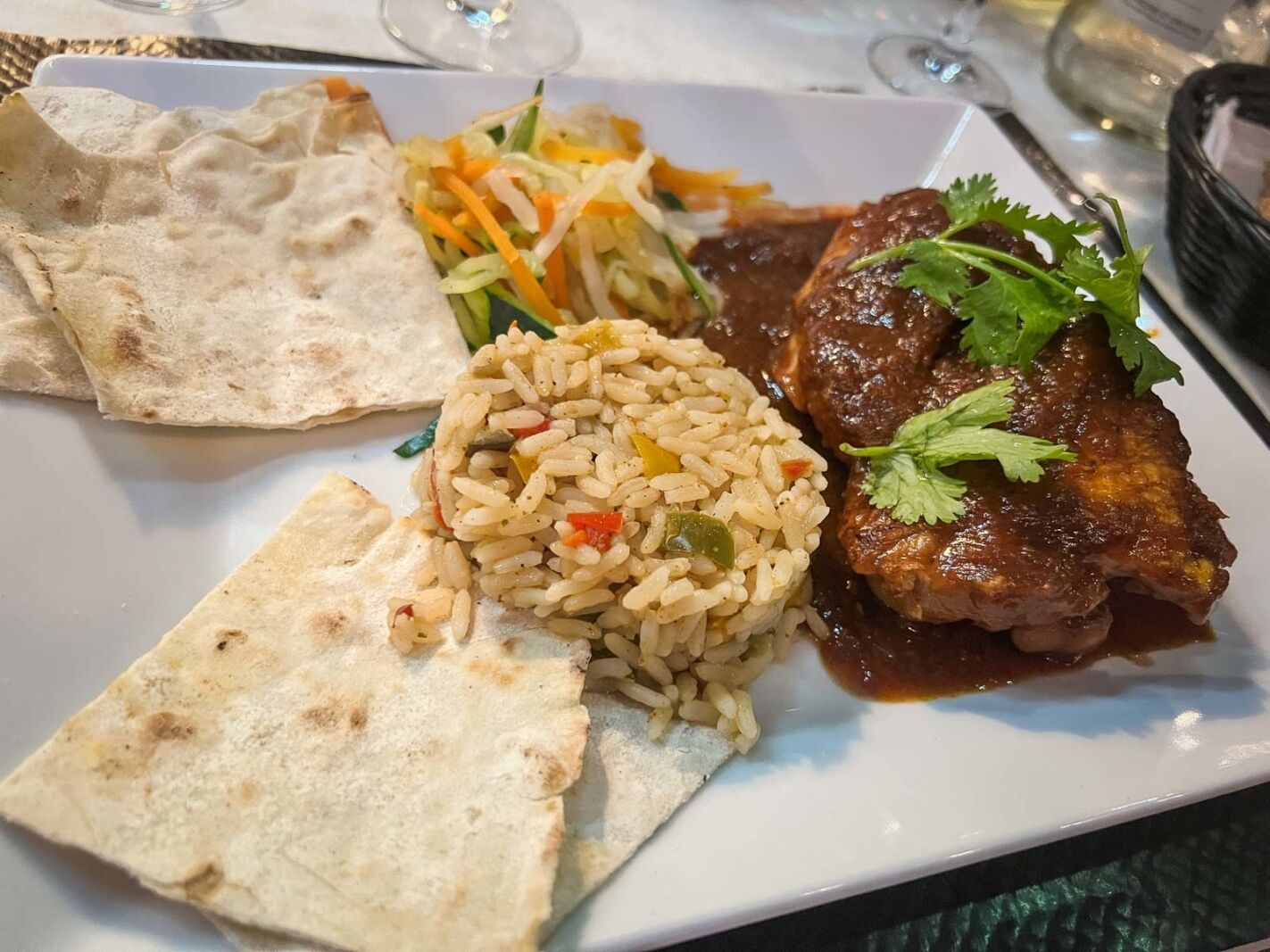 Canal du Midi En Bonne Compagnie Homps