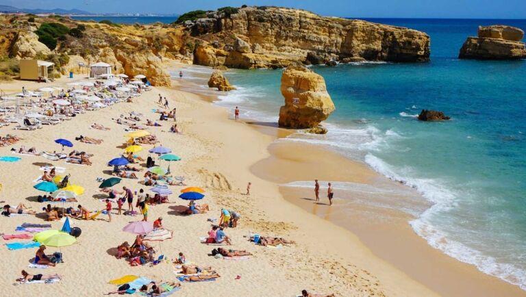 How to get to Lagos Portugal
