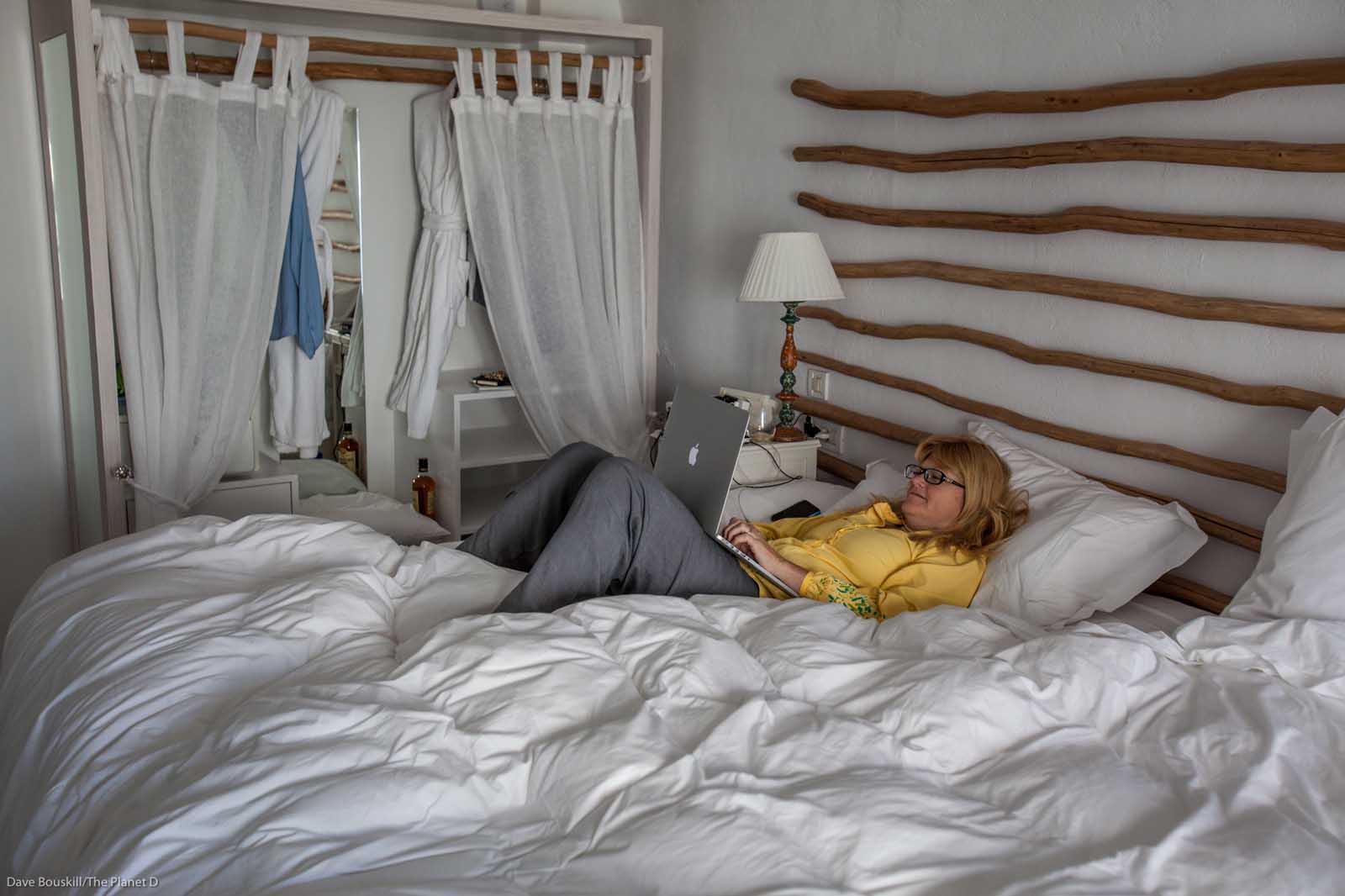 remote work from anywhere digital nomad in greece