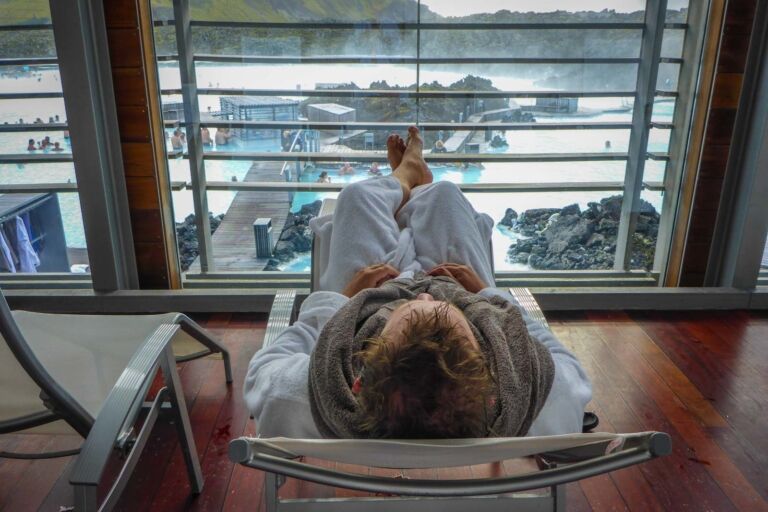 How to Enjoy the Blue Lagoon iceland