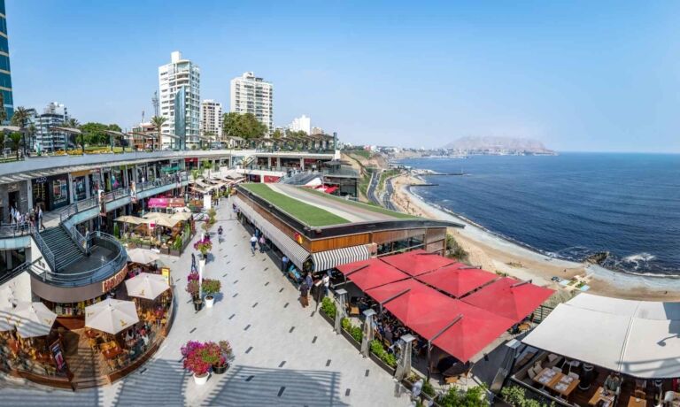 best things to do in lima peru Larcomar Shopping Center